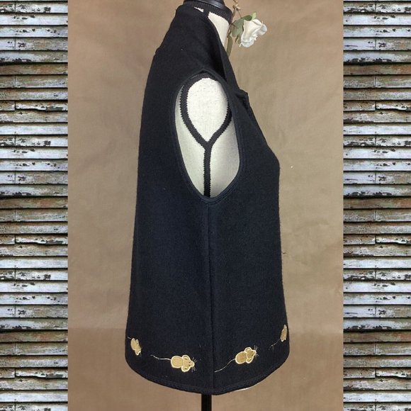 Whales Friends Vintage Wool Novelty Vest - Picture 3 of 8